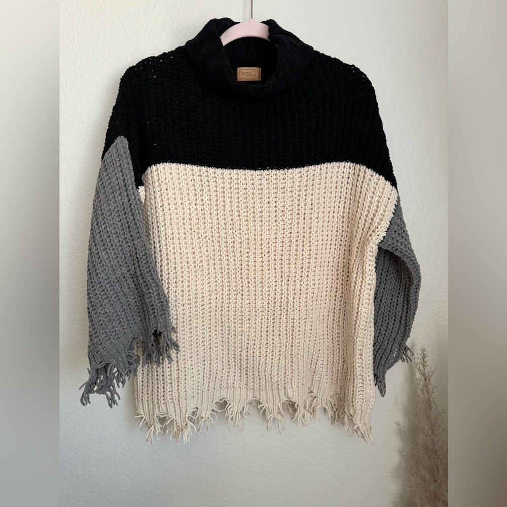 NWT- POL Color Blocked Kint Sweater with Distressed Edges Size Small